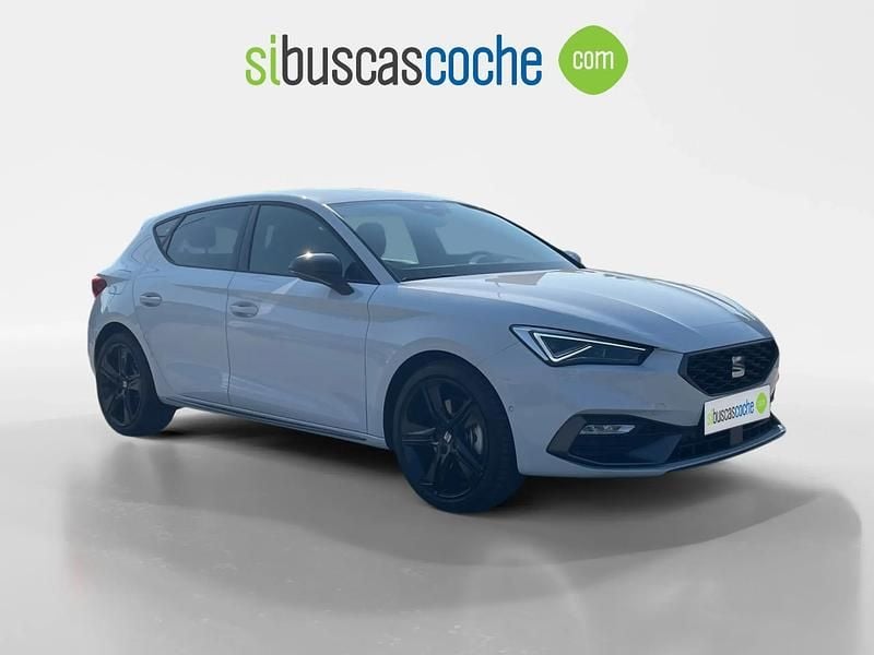 Blanco Nuevo 2025 Seat Leon FR | 27.990 € (Precio justo) - Imagen 1/4
