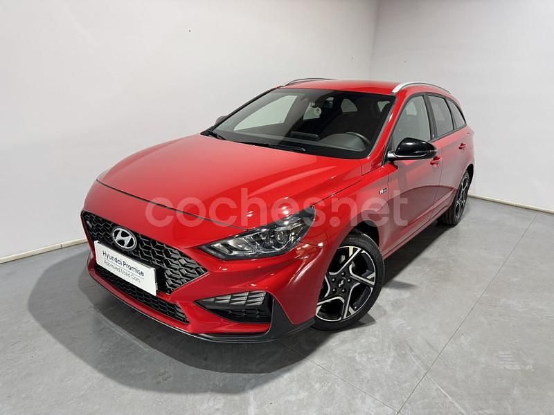 Rojo Usado 2024 Hyundai i30 N Line Familiar | 23.500 € (Caro) - Imagen 1/4