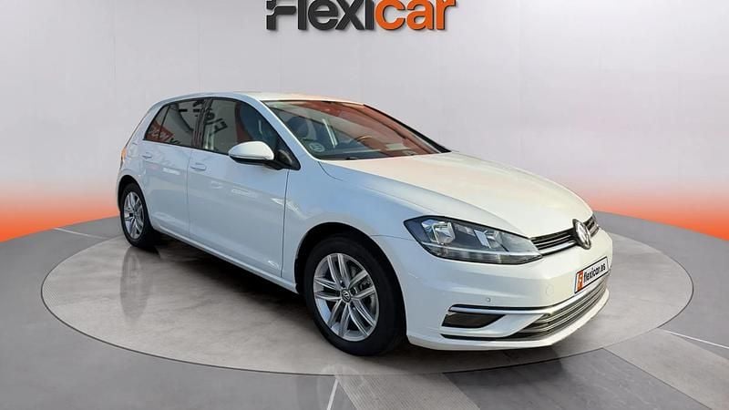 Usado VW Golf VII Advance 150 CV (110 kW) 2019 Blanco Utilitario