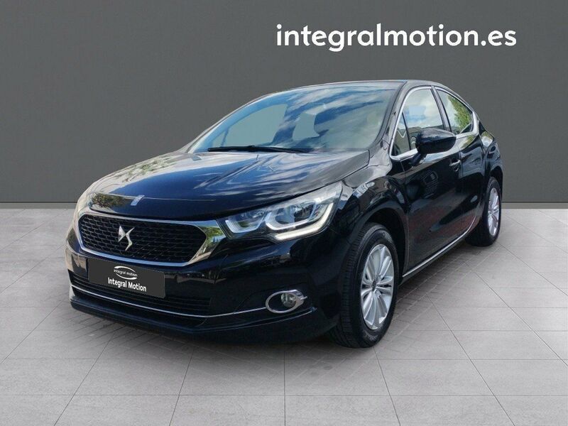 Negro Usado 2017 DS Automobiles DS4 SUV | 11.400 € (Precio justo) - Imagen 1/4