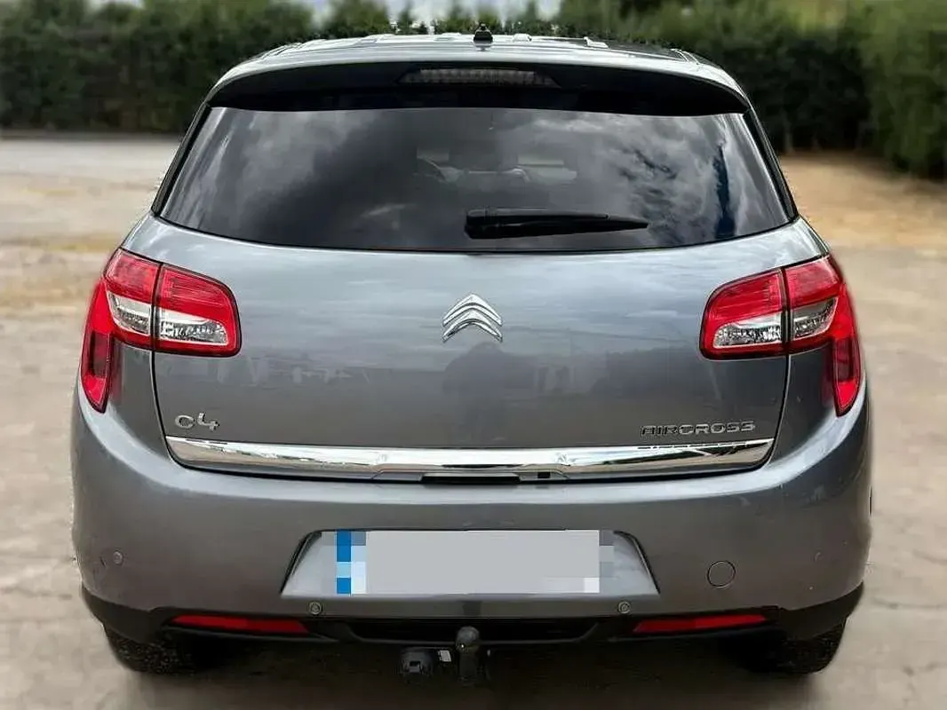 Usado Citroën C4 Aircross Attraction 114 CV (83 kW) 2013 Gris / plata SUV