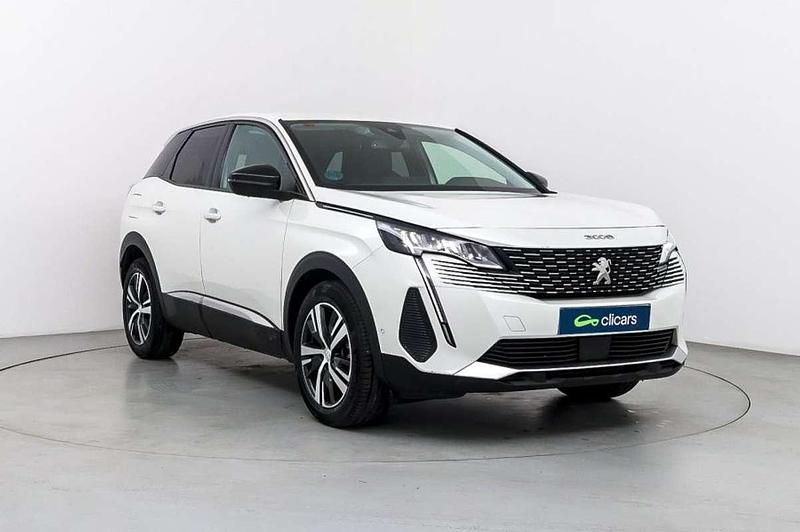 Usado Peugeot 3008 Allure 131 CV (96 kW) 2021 Blanco SUV
