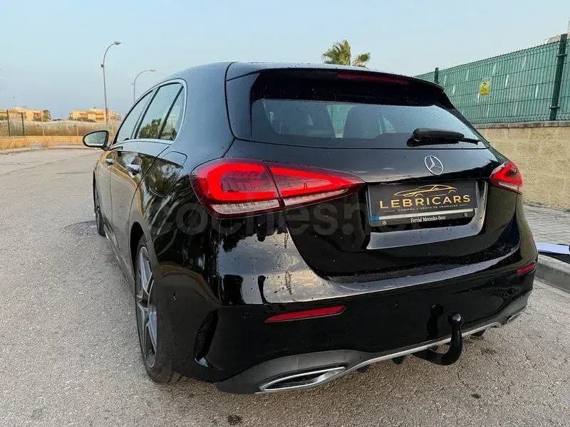 Usado Mercedes A200 150 CV (110 kW) 2020 Negro Berlina
