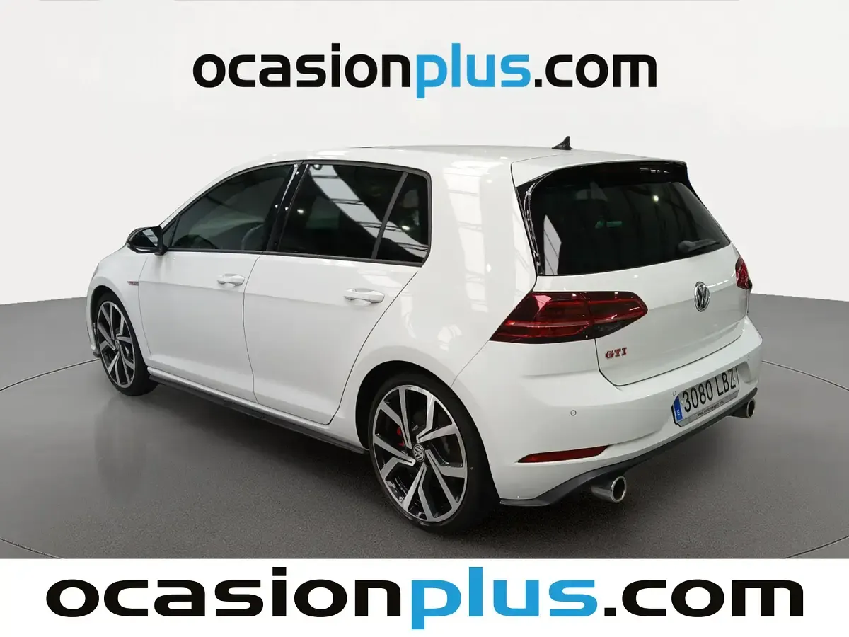 Usado VW Golf VII GTI 245 CV (180 kW) 2019 Blanco Utilitario