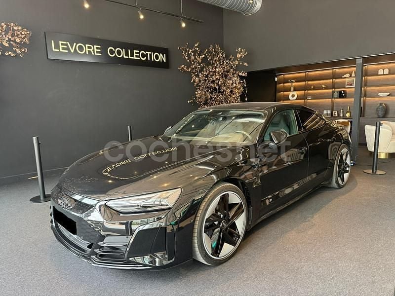 Usado Audi e-tron GT quattro Exclusive 430 kW (585 CV) 2022 Negro Berlina