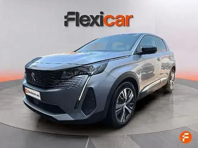 Usado Peugeot 3008 Active 136 CV (100 kW) 2024 Gris SUV