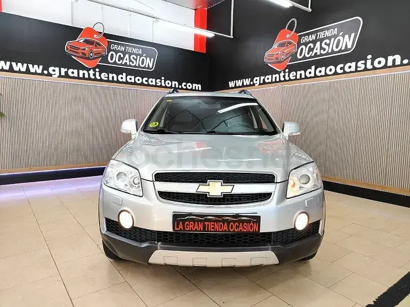 Usado Chevrolet Captiva 150 CV (110 kW) 2006 Gris / plata SUV