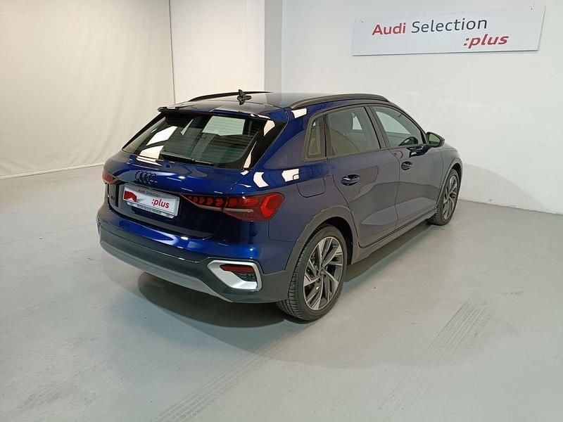 Nuevo Audi A3 e-tron Advanced 204 CV (150 kW) 2026 Azul Utilitario