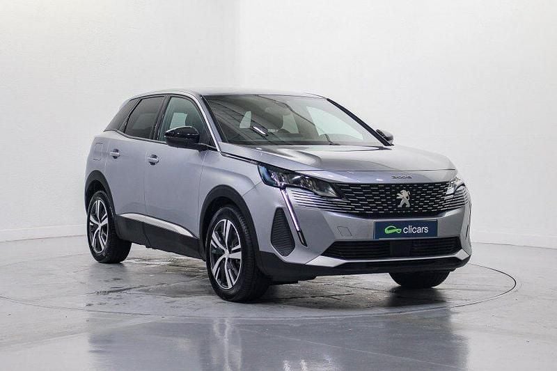 Usado Peugeot 3008 Allure 180 CV (132 kW) 2024 Gris SUV