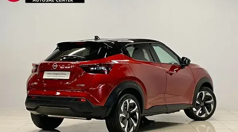 Usado Nissan Juke N-Connecta 143 CV (105 kW) 2025 Fuji sunset (metalizado) techo SUV