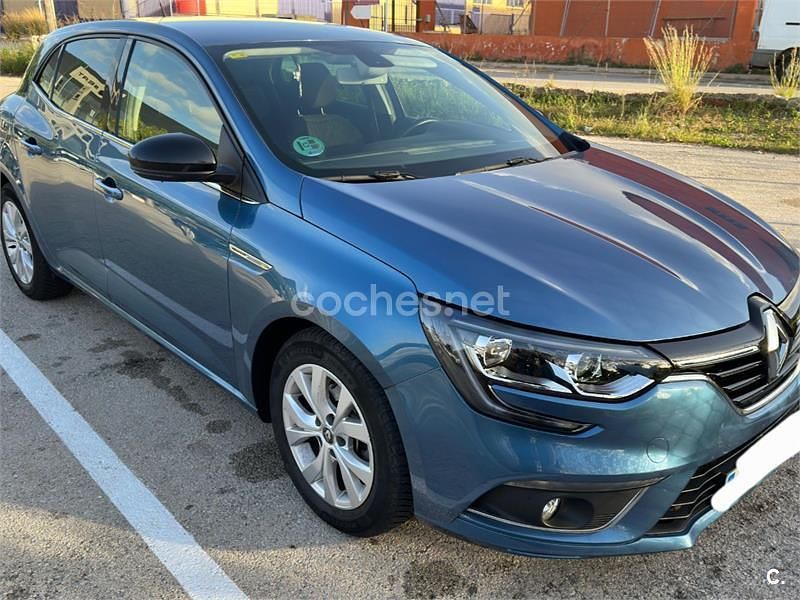 Azul Usado 2019 Renault Mégane IV LIMITED Berlina | 13.400 € (Buen precio) - Imagen 1/4