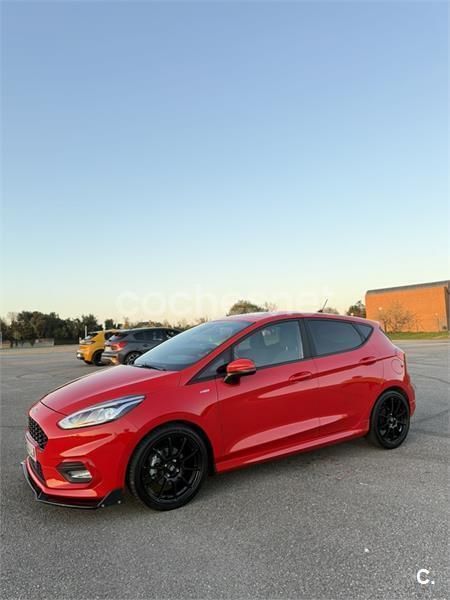 Rojo Usado 2020 Ford Fiesta ST-Line Utilitario | 16.000 € (Un poco caro) - Imagen 1/4