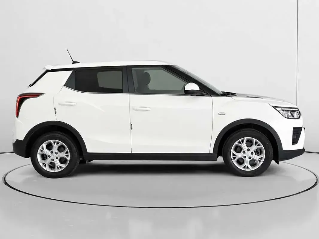 Usado SsangYong Tivoli 128 CV (94 kW) 2022 Blanco SUV