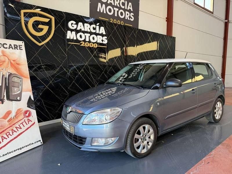 Usado Skoda Fabia Ambition 90 CV (66 kW) 2012 Azul Utilitario