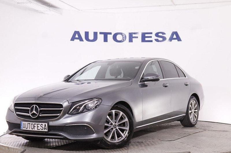 Plata Usado 2019 Mercedes E200 Berlina | 25.850 € (Precio justo) - Imagen 1/4