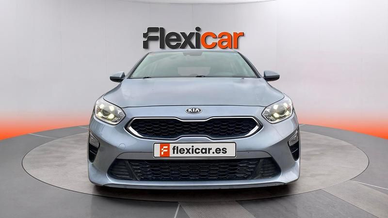 Usado Kia Ceed 101 CV (74 kW) 2021 Rojo Utilitario