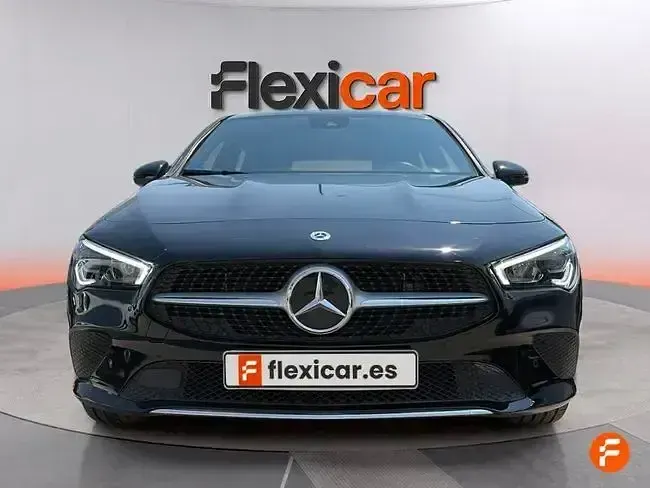 Usado Mercedes CLA250e Shooting Brake 218 CV (160 kW) 2023 Negro Familiar