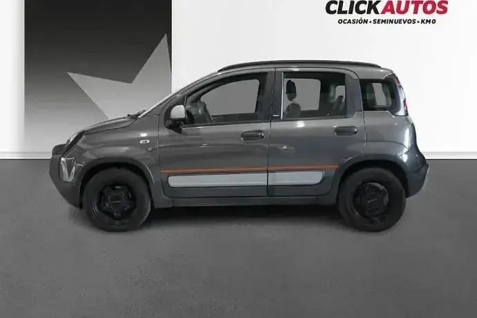 Usado Fiat Panda Garmin 70 CV (51 kW) 2023 Negro Utilitario