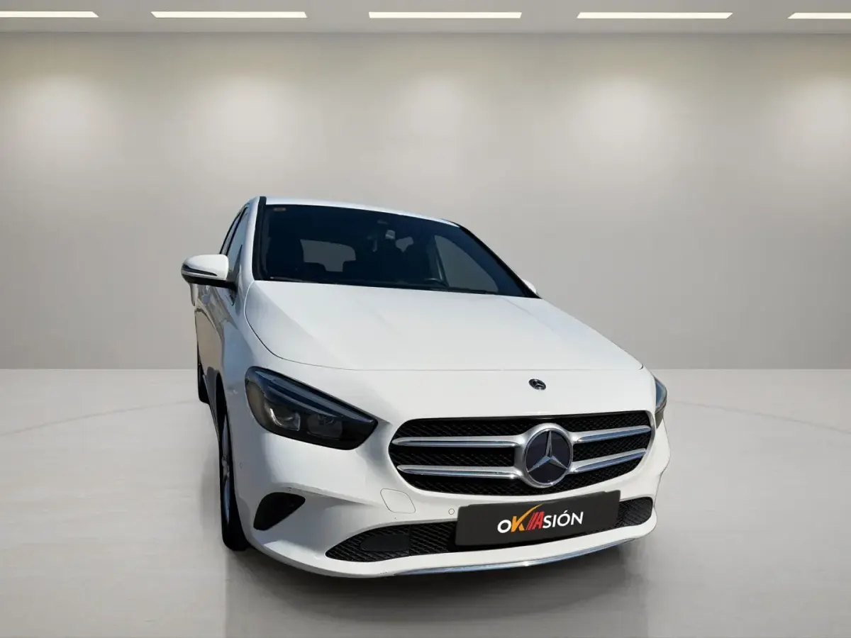 Usado Mercedes B180 116 CV (85 kW) 2019 Blanco Utilitario