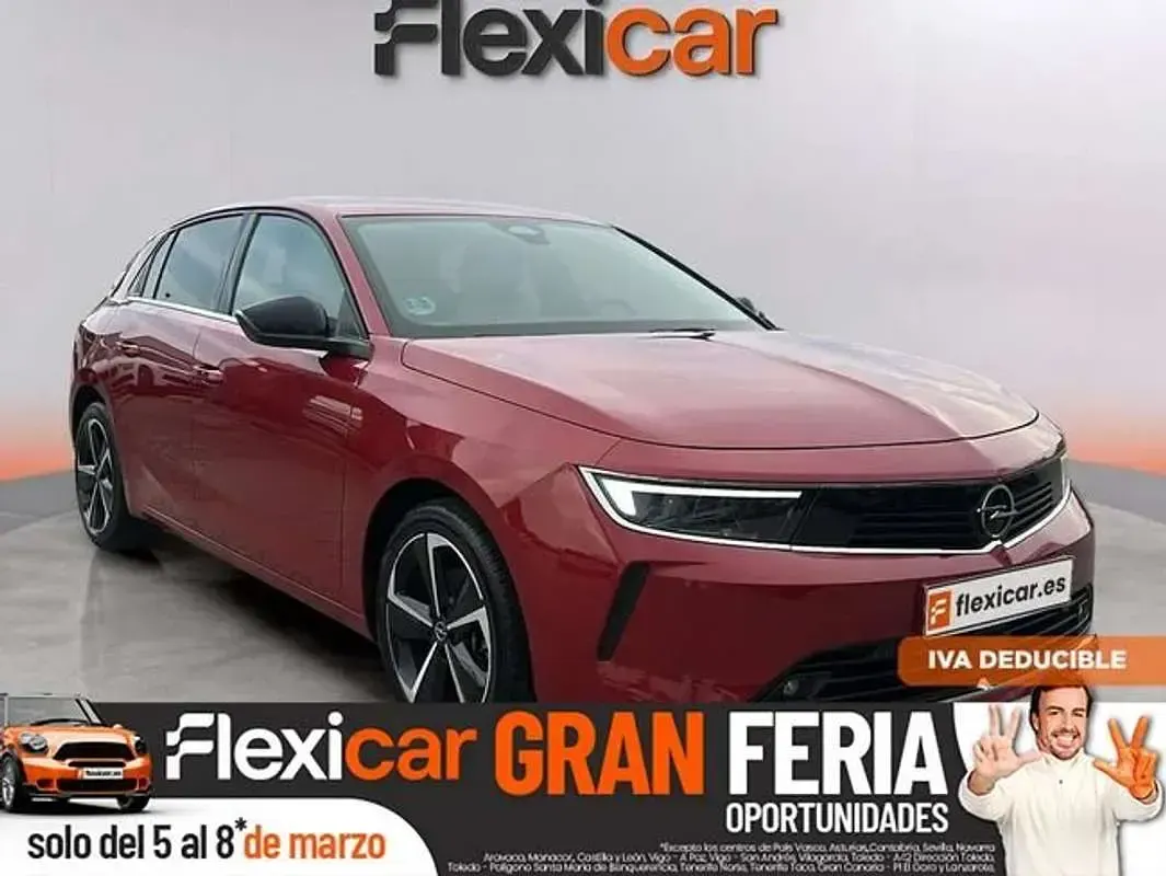 Usado Opel Astra Elegance 131 CV (96 kW) 2023 Burdeos Utilitario