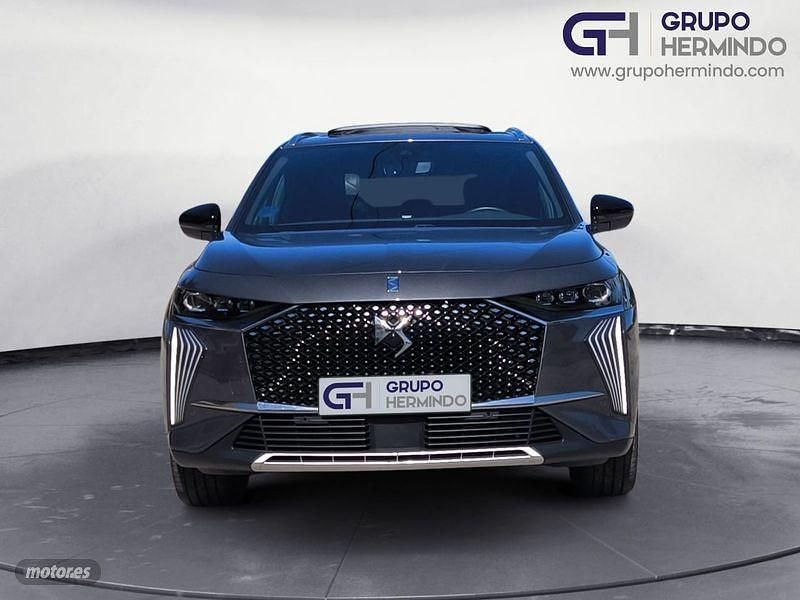 Usado DS Automobiles DS7 Crossback Rivoli 225 CV (165 kW) 2023 Gris / plata SUV