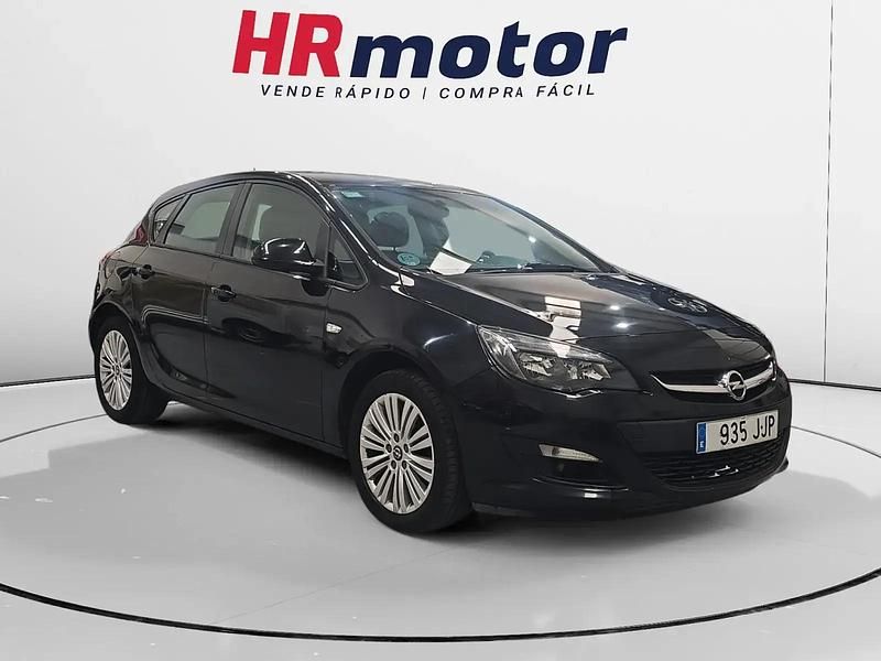 Usado 2015 Opel Astra Selective | 8390 € (Buen precio) - Imagen 1/4