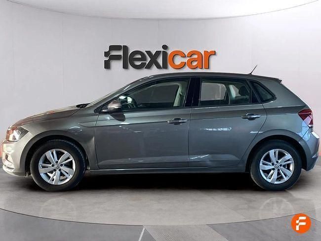Usado VW Polo Advance 95 CV (69 kW) 2018 Gris Utilitario