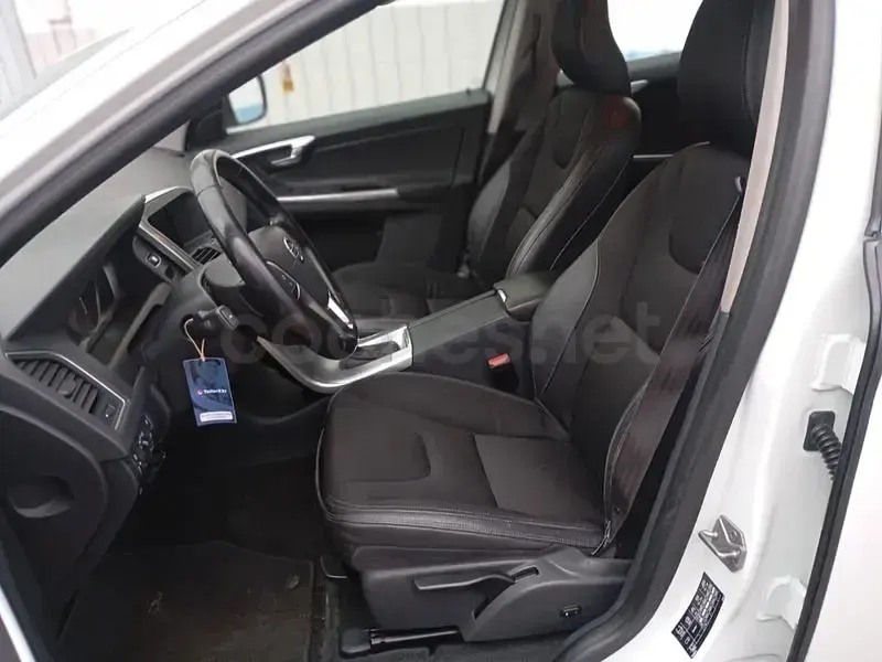 Usado Volvo XC60 Summum 190 CV (139 kW) 2017 Blanco SUV