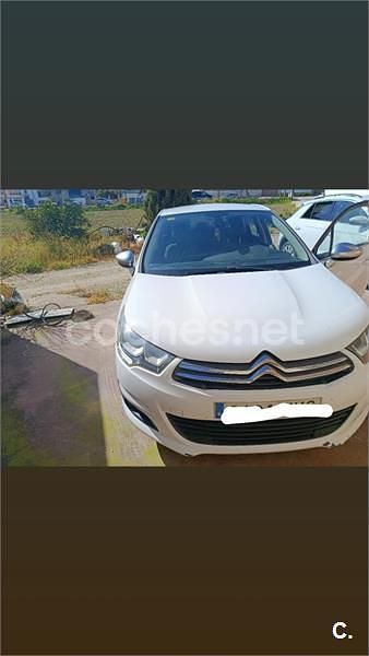 Usado Citroën C4 Feel 99 CV (72 kW) 2016 Blanco Berlina