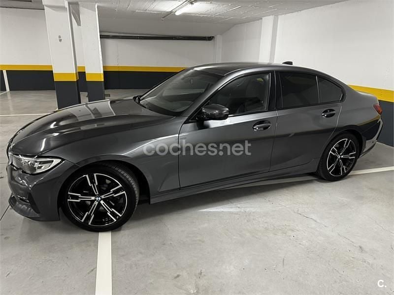 Gris / plata Usado 2022 BMW 320e M Sport Berlina | 25.200 € (Precio justo) - Imagen 1/4