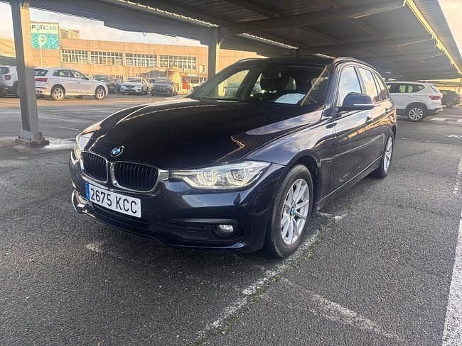 Usado BMW 318 Comfort Edition 150 CV (110 kW) 2017 Azul Familiar