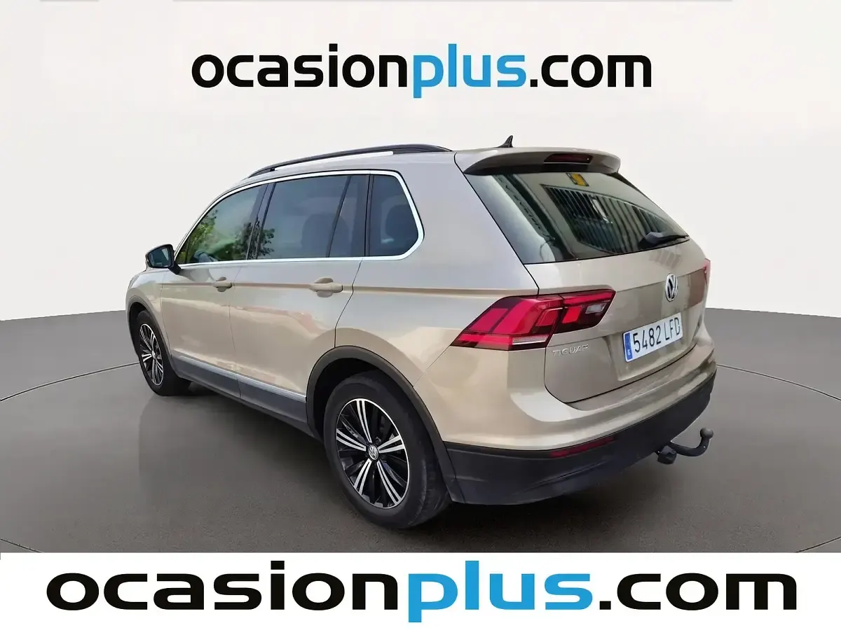 Usado VW Tiguan Advance 150 CV (110 kW) 2020 Beige SUV