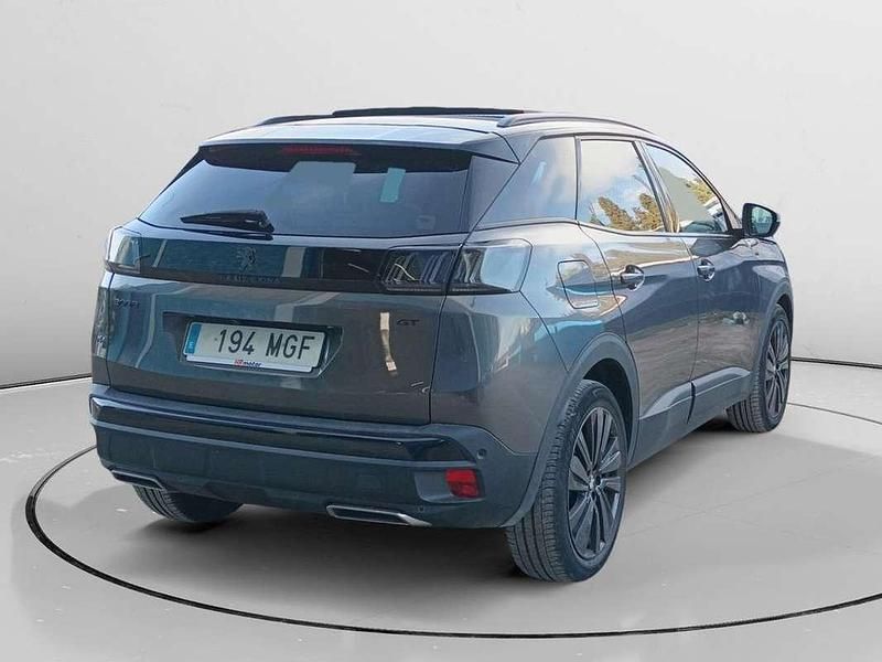 Usado Peugeot 3008 GT 132 CV (97 kW) 2023 Gris SUV