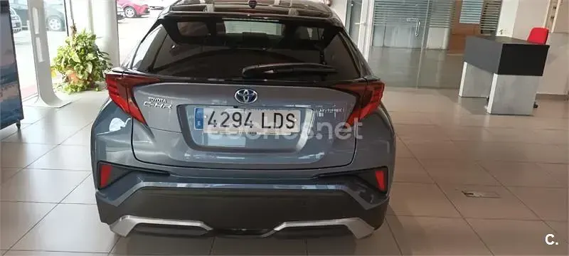 Usado Toyota C-HR Advance 184 CV (135 kW) 2020 Azul SUV