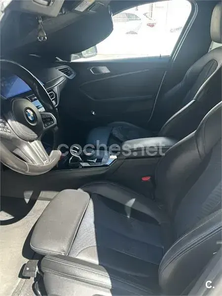 Usado BMW 118 150 CV (110 kW) 2021 Blanco Berlina