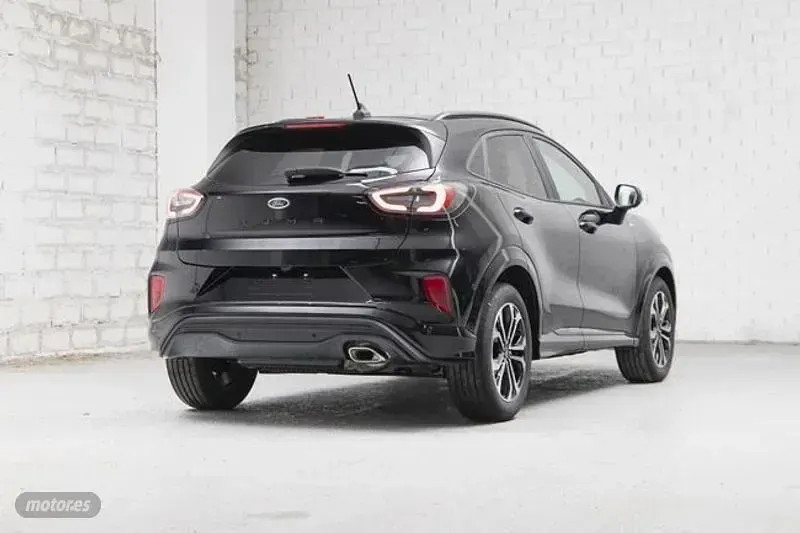Usado Ford Puma ST-Line 125 CV (91 kW) 2024 Negro SUV