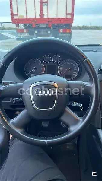 Usado Audi A3 Attraction 105 CV (77 kW) 2010 Negro Utilitario
