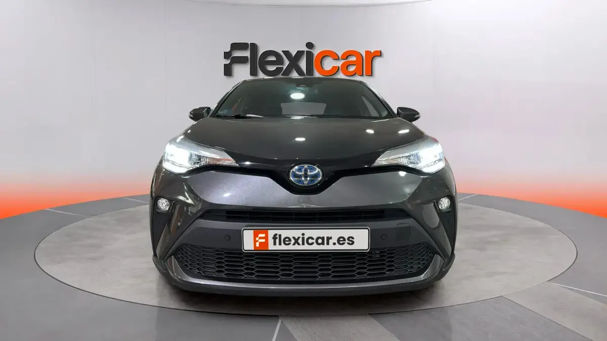 Usado Toyota C-HR Advance 122 CV (89 kW) 2023 Gris SUV