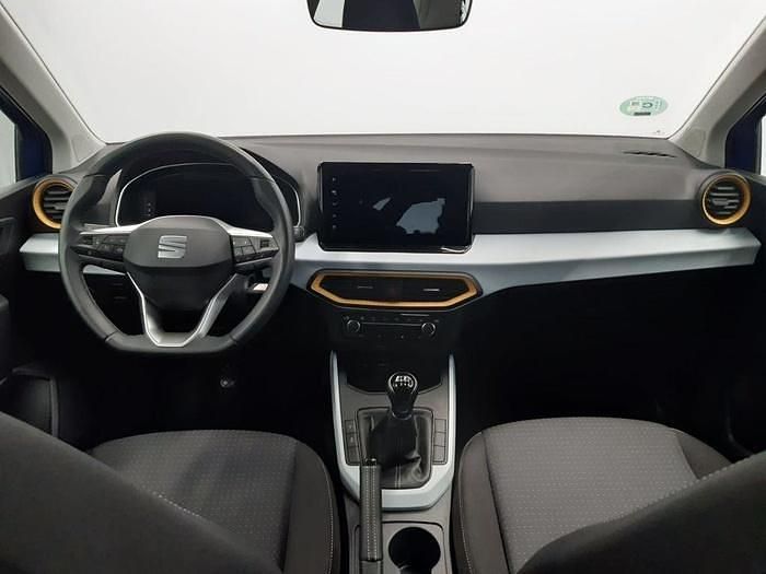 Usado Seat Arona Style 110 CV (80 kW) 2023 Azul SUV