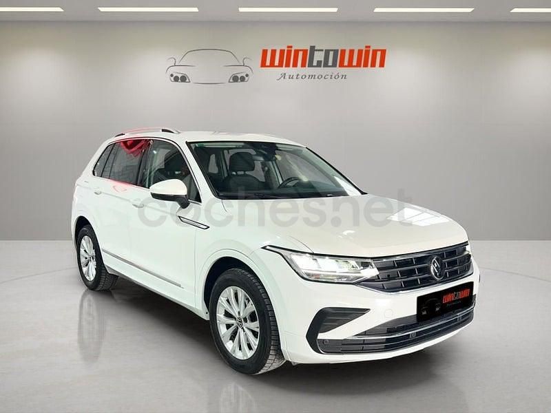 Usado VW Tiguan Life 150 CV (110 kW) 2022 Blanco SUV