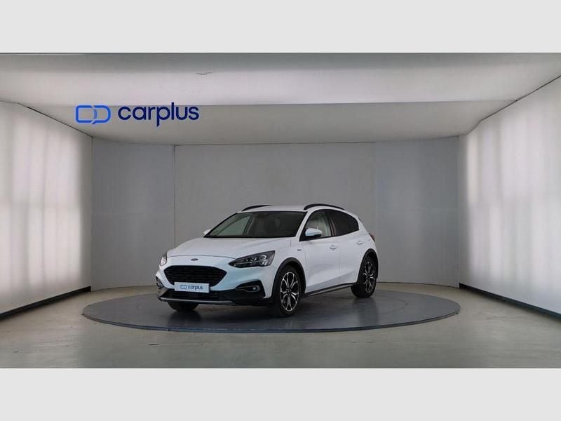 Usado Ford Focus Active 125 CV (91 kW) 2019 Blanco metropolis (metalizado) Utilitario