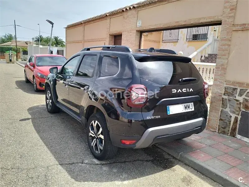 Usado Dacia Duster Journey 100 CV (73 kW) 2023 Negro SUV