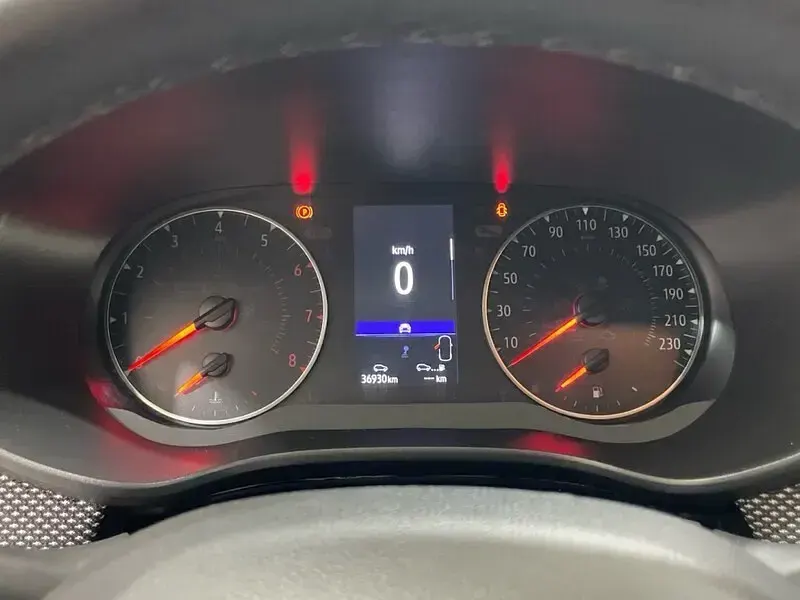 Usado Dacia Sandero Comfort 91 CV (66 kW) 2022 Negro Berlina
