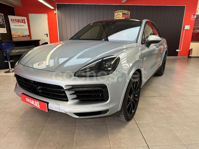 Gris / plata Usado 2020 Porsche Cayenne SUV | 78.900 € (Caro) - Imagen 1/4