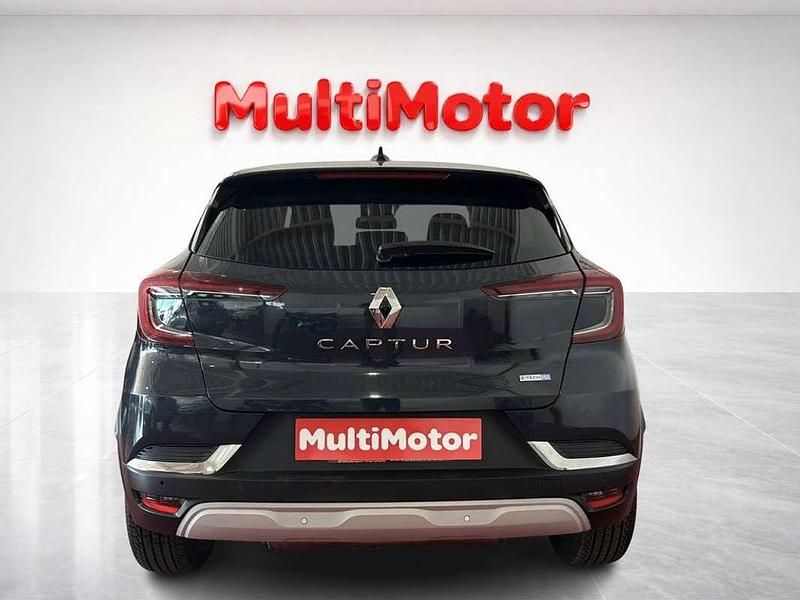 Usado Renault Captur Intens 159 CV (116 kW) 2021 Gris SUV