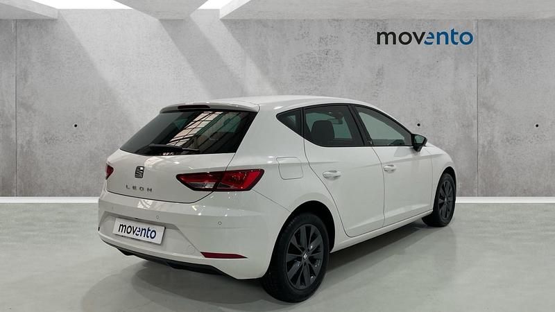 Usado Seat Leon Style 115 CV (84 kW) 2018 Blanco