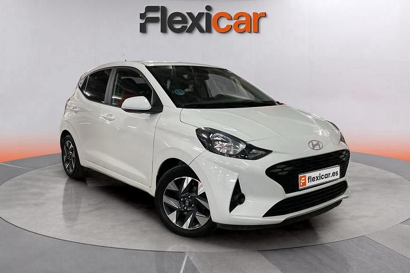 Blanco Usado 2024 Hyundai i10 Utilitario | 11.990 € (Precio justo) - Imagen 1/4