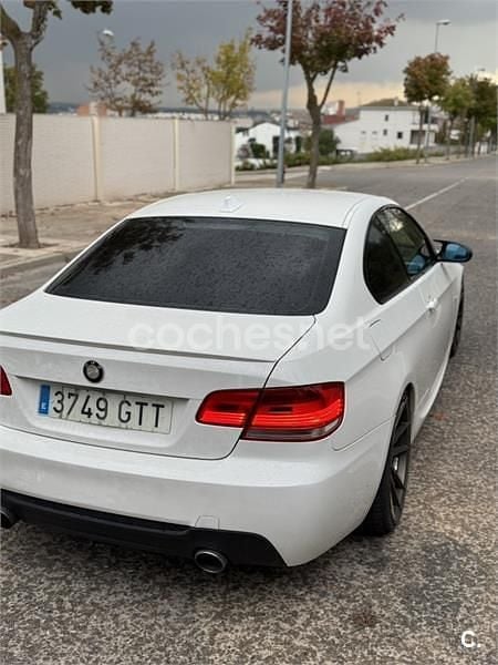 Usado BMW 320 177 HP (130 kW) 2010 Branco Coupé
