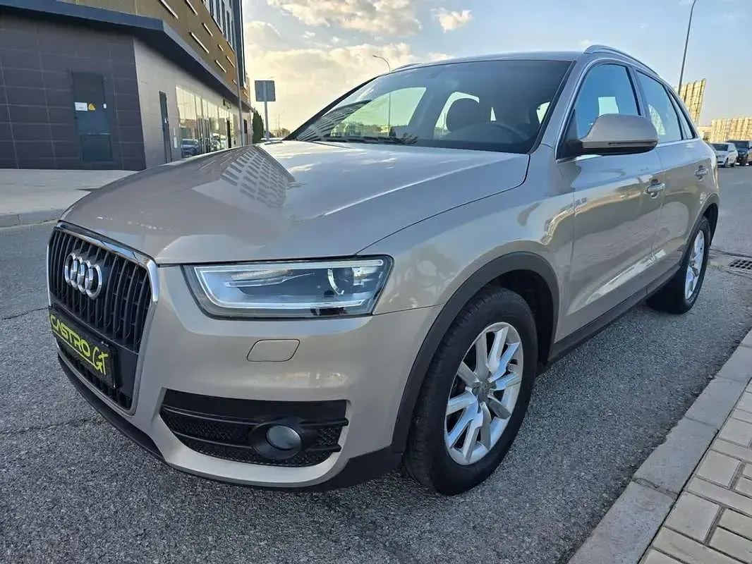 Usado Audi Q3 140 CV (102 kW) 2012 Beige SUV