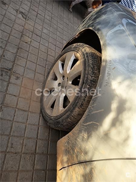 Usado Audi A6 233 CV (171 kW) 2007 Gris / plata Familiar